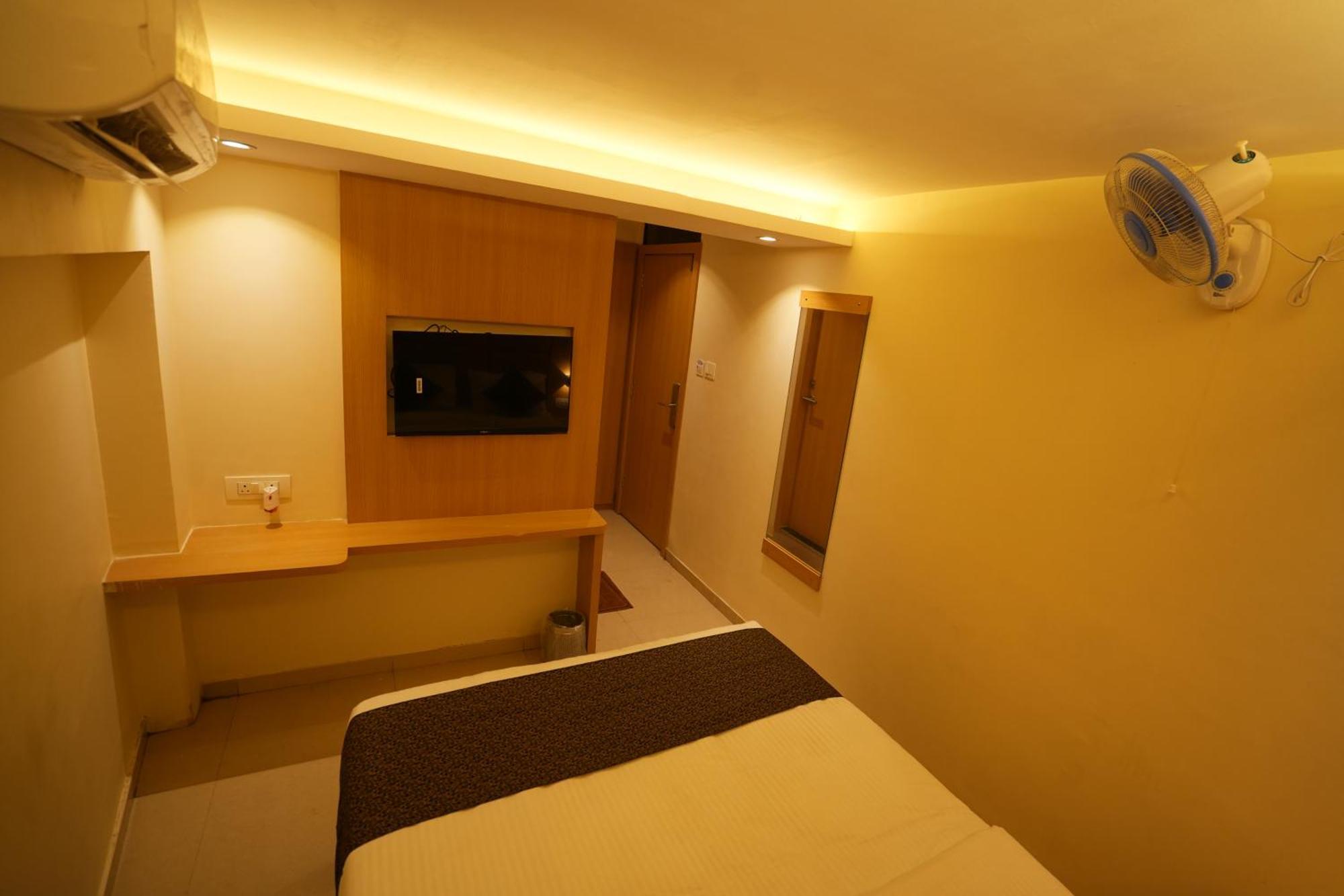 Hotel Boston Bombaj Zewnętrze zdjęcie